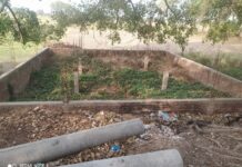 वर्षो से नींव डालकर छोड़ा गया पंचायत भवन, सरकारी योजनाओं के लाभ से वंचित है ग्रामीण