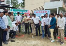 वन महोत्सव के अंतर्गत किया गया बृक्षारोपण, मां के नाम से बृक्ष लगाने की अपील