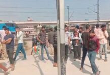 ट्रेन के आगे प्रेमी युगल ने कूदकर दी जान, घटना के बाद रेलवे महकमे में मचा हड़कंप